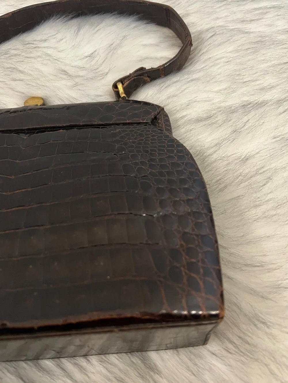 Vintage 1950’s brown exotic genuine crocodile/alligator leather skin handbag